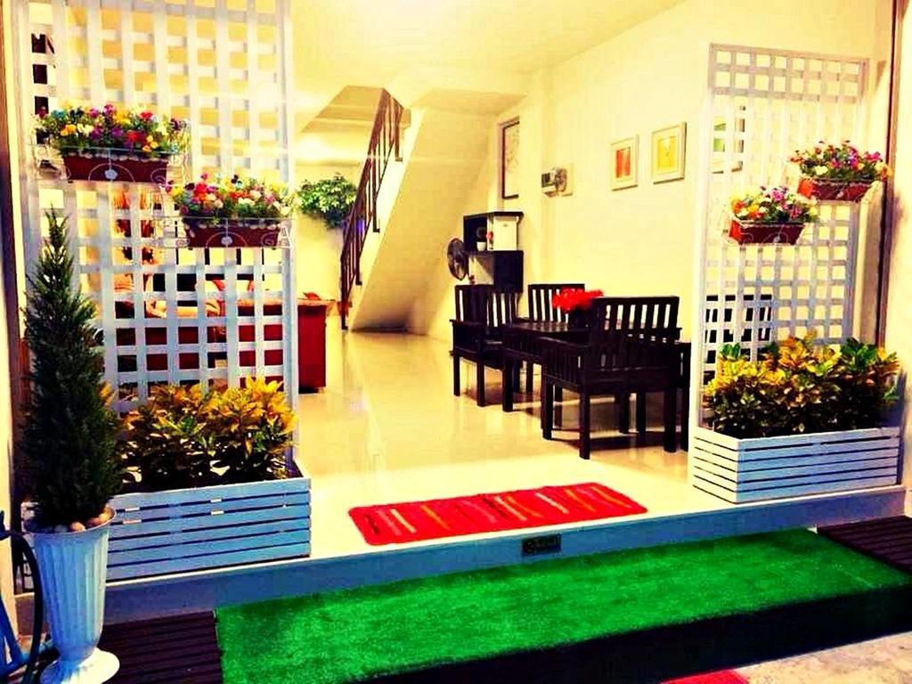 The Day Hotel Chonburi Quarto foto