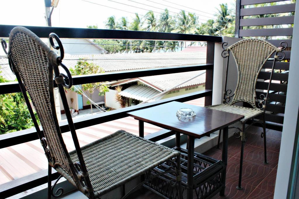 The Day Hotel Chonburi Quarto foto
